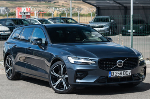 Volvo V60 Automático B4 Plus Dark